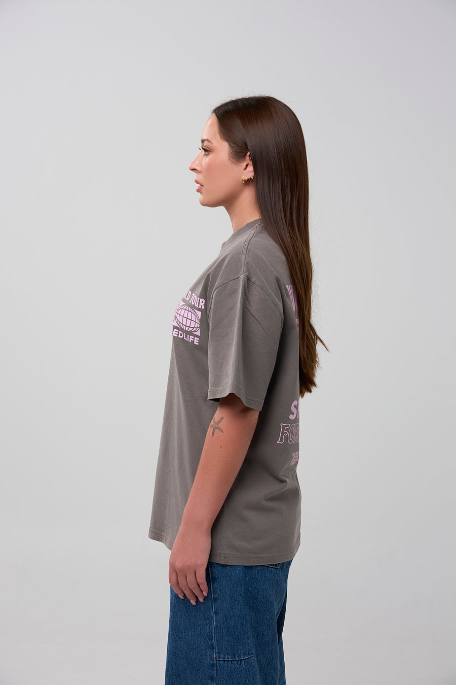 WORLD TOUR TEE - FADED GREY