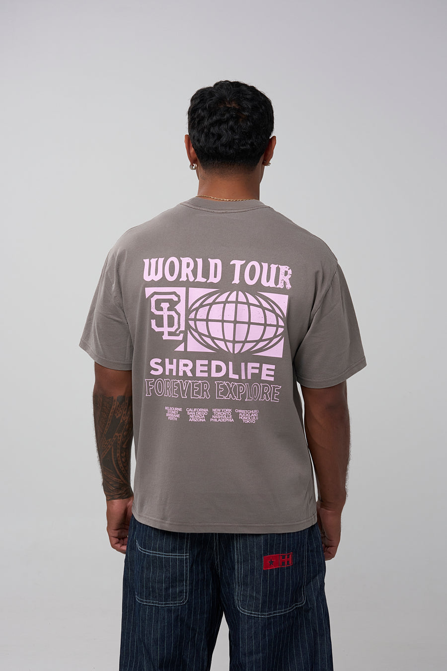 WORLD TOUR TEE - FADED GREY